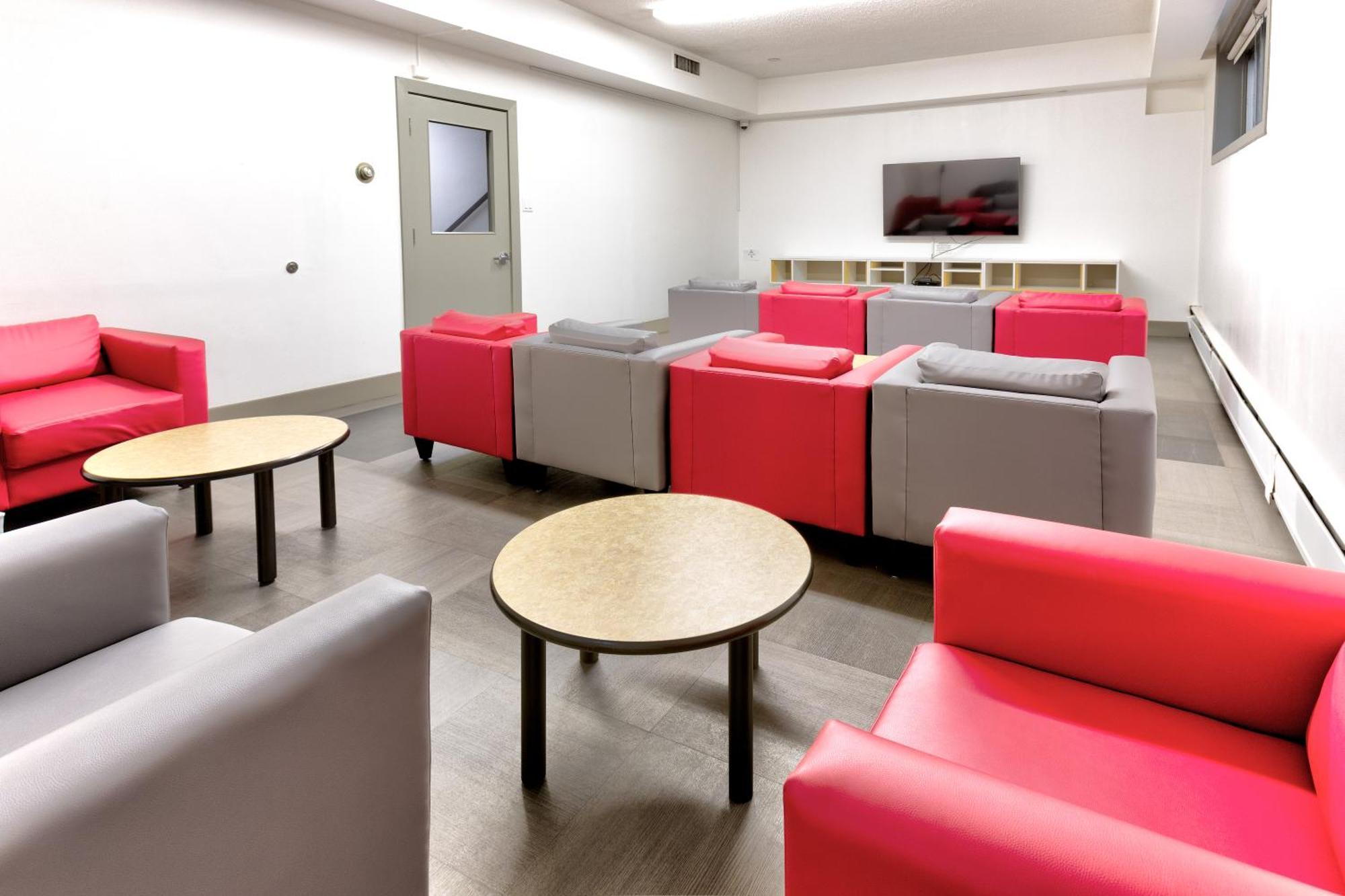 Hi Edmonton - Hostel מראה חיצוני תמונה